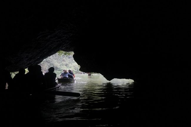 出口が見えてきました。