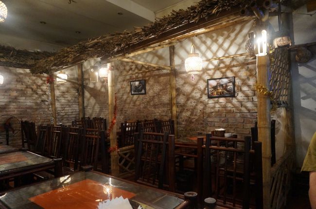 お店はQua Cho Que 。<br />ほら、こんな感じ。