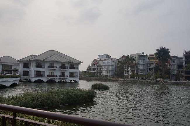 15-16時はクラブラウンジでアフタヌーンティサービスがあるので、歩いてメインタワーに行きます。