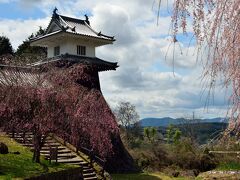 ＜（ひとつ前の旅行記で）「日本三大山城」と称される「岩村城跡」の、標高717メートルに位置する本丸まで登ってきました♪＞

　その旅行記はコチラ：http://4travel.jp/travelogue/11003282