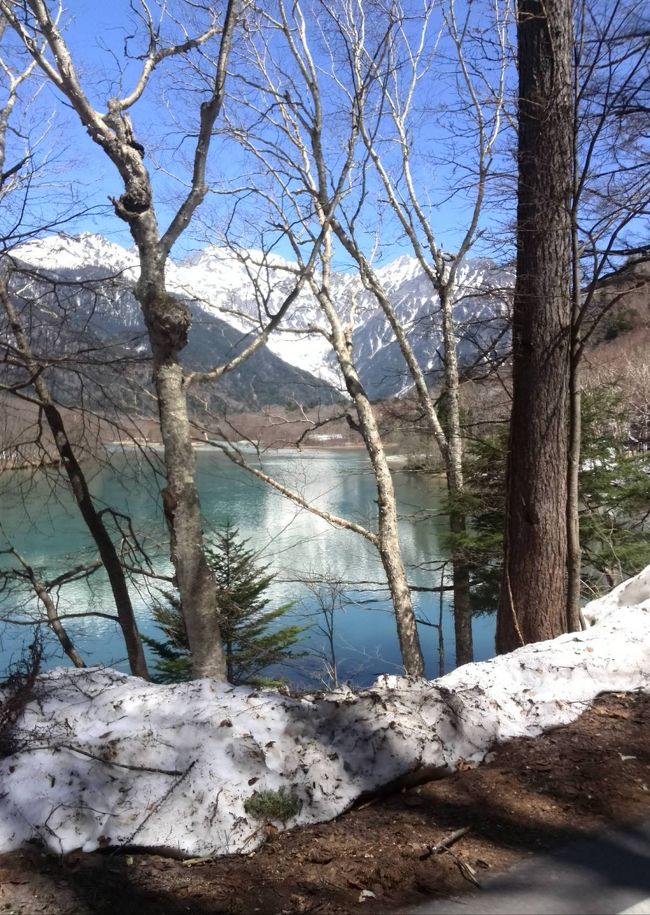 今はまだ枝に葉っぱが<br /><br />ついてないので景色が先の方まで<br /><br />見えます！穂高みえてうれしいな♪