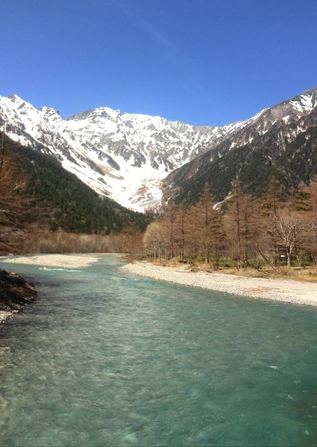 偶然再会した友人と<br /><br />河童橋まで歩き久々の再会に<br /><br />未だに信じられず･・・( ￣▽￣)<br /><br />