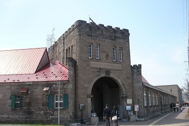 小樽、乗換すぐに長万部行きがあったので、<br />そのまま余市へ向かいました。