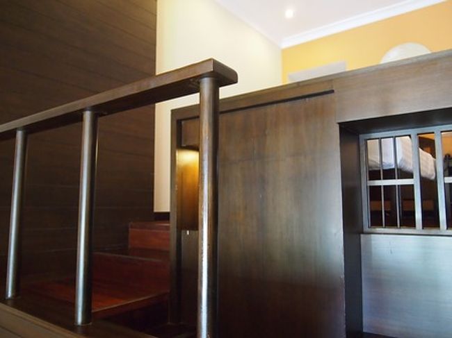 リビングからさらに数段の階段を上り・・・