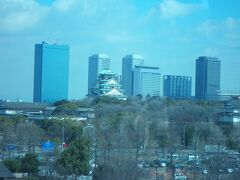 大阪城。未だ行ってないんだよね。いつも遠巻きに眺めるばかり。