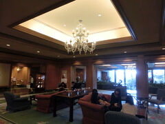 ホテルロビーに戻ってきました。