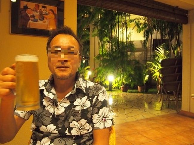 ホテル内のレストラン<br />Al Fresco<br /><br />オープンエアーのレストランです。