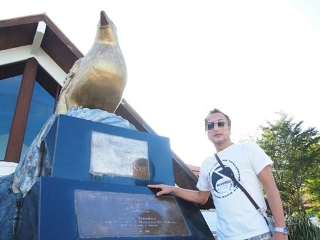 リゾート内は広いので、お散歩もおすすめ。<br /><br />ここはクラブハウス前、ハーバーに面したところ。