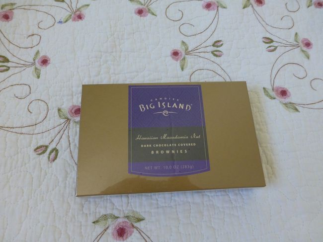 ビックアイランドキャンディーズで試食したら、ブラウニーが美味しかった！<br /><br />ダークチョコレート味のブラウニーを一箱購入。<br /><br />8個入り　13.09ドル<br /><br />少しずつ惜しんで食べてます。