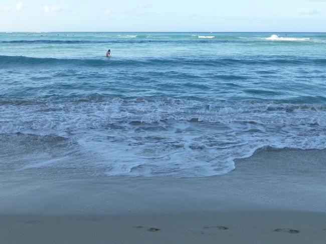 でも泳いでいる人もいます。