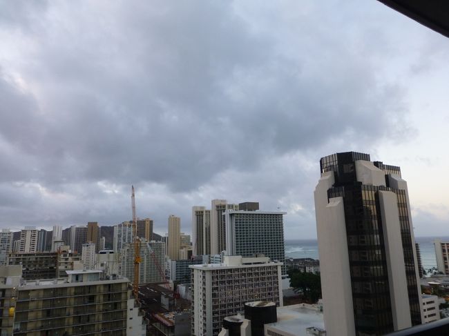 5日目の朝。<br /><br />曇っている〜。