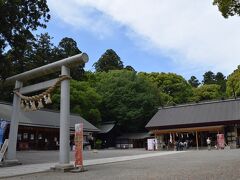 アートタワーの後は、芸術館の広場で開催されていたクラフト作品の展示即売会を冷やかしてから、近くの洋食店でランチを頂き、常磐神社に。

祀られているのは黄門様ですが、明治初期に創建された比較的新しい神社です。

もちろん旅の安全を祈願します。