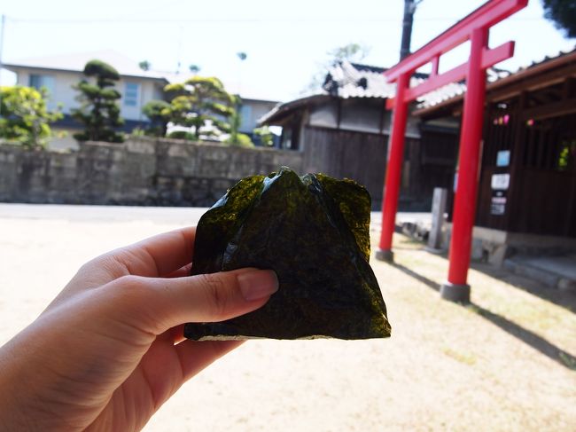 地元のコンビニで朝食用に買っておいたお握りを食べずにとっておいて良かった。。<br /><br />これプラス、友人が買ってくれていた菓子パンをモソモソと食べる。。