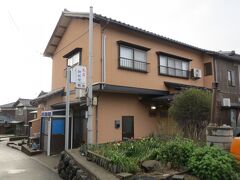 丸岡城にも行きたかったのですが時間の関係で車窓観光だけ。

今夜の宿、料理民宿の明治さんへ到着です。