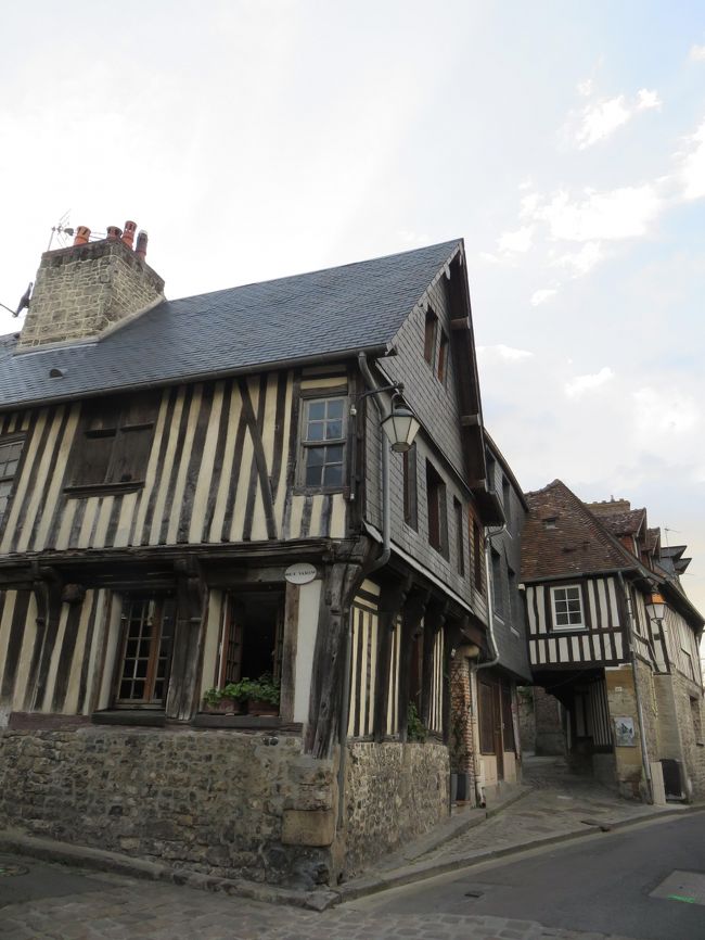 分かれ道に来ると悩みますね(^^)