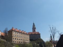 　チェスキークルムロフ城です。

　プラハ城に次いで、大きなお城です。

　ここはプラハから真っ直ぐ南に位置する、オーストリアに

　近い街です。国境を越えるとリンツの都市が近いです。