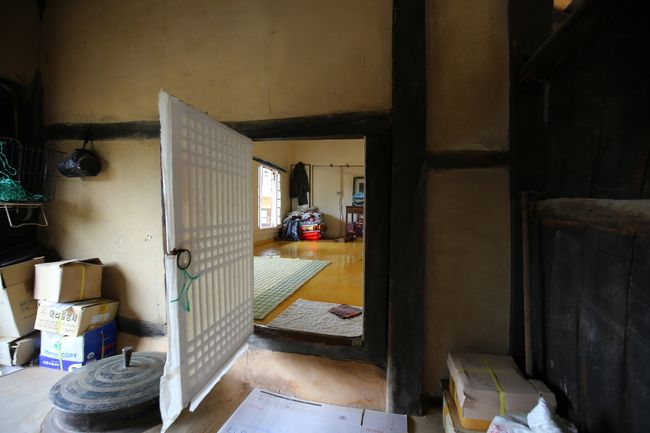 オンドル部屋が見えます。