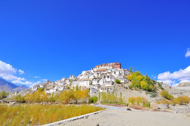 ３大寺院の一つ。ティクセゴンパ。