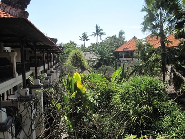 クラブルームの中庭。