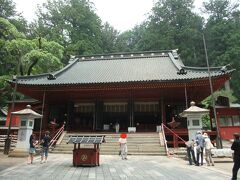 二荒山神社の本社 拝殿。