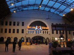 ごとごとと電車に揺られて到着したベルゲン駅。

思ったより大きい！