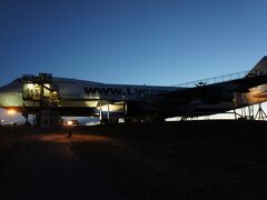 ジャンボステイは、空港の隅っこに置かれたジャンボ機をホステルに改装している宿泊施設。
日本でもうけると思うんだけどなぁ…