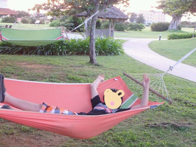 コーラルウイングの裏にハンモック♪<br />息子くん初！ビクビク