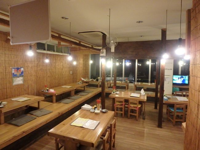 もう１０時近かったので、がら〜んとしています<br /><br />まだ大丈夫ですか？て聞いたら笑顔で大丈夫と答えてくれました