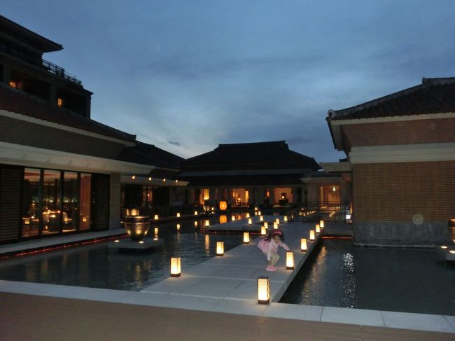 お水のところ、歩けるようになっていて、<br />娘も楽しんでました。