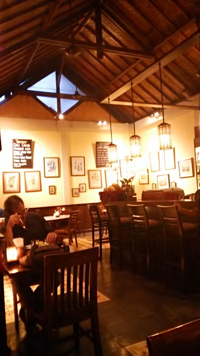 お店もちょっと広くなった。