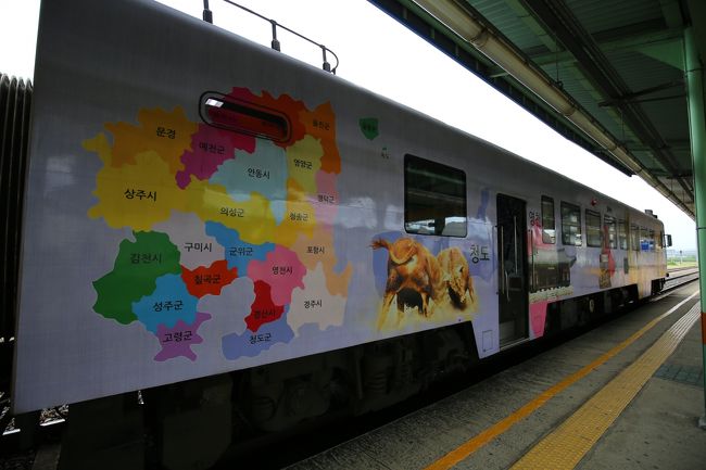 車両の横もこんな感じ。