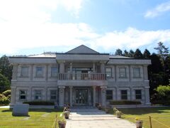 恩賜箱根公園
湖畔展望館