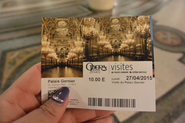 チケットはカード払いだと<br />自動精算機で。<br /><br /> １０ユーロ！