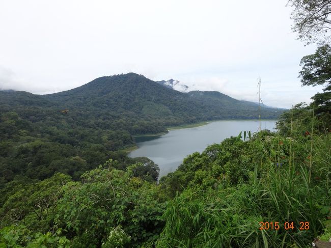 そこで、地元の人に裏道を聞いてみる。