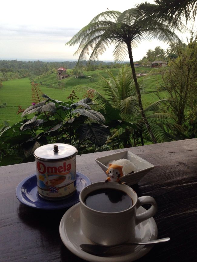 客は私たちだけなので、しばしまったり。<br />また、ここのカフェのお母さんが妙におっとりしていて可愛い（笑）