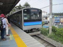 こちらの電車はラッピングなし。あおば通に向かいます。