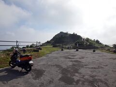 宇江城城跡（うえぐすくじょうあと）
“うえぐすく・じょうせき”と読むのかと思った…

駐車場もあるし，クルマでも来られます