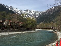 河童橋。
ここは流石に人が多い。
みんな殆ど普段着。
