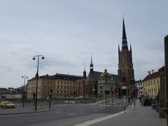 リッダーホルム教会。

こちらは定休日のシーズンだったので、外のみ。


