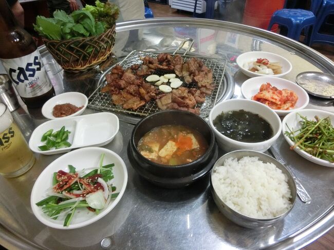 このお店のデジカルビは、自分で焼くのではなく料理された状態で出てきました。少し出てくるのが遅いと思ったのですが、香ばしい焼き上がりで美味しくいただきました。