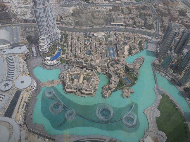 事前にネットで予約して<br />ﾌﾞﾙｼﾞｭｶﾘﾌｧへ☆<br /><br />１：３０のファウンテンショーを上から堪能！