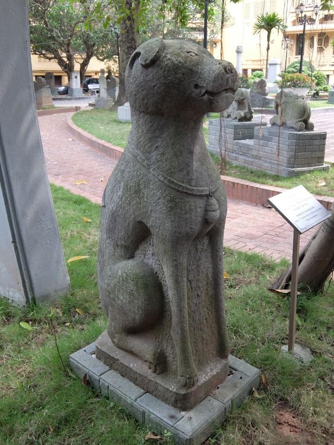 犬、年号わすれましたがかなり古い物でした。