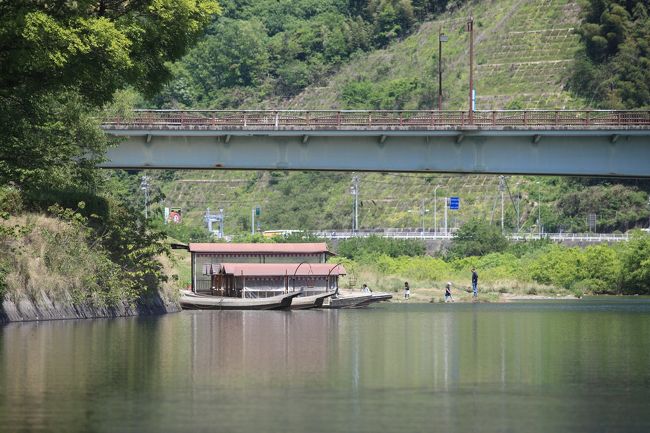 鵜飼<br /><br />夏場は<br />鵜飼が有るみたいですね<br />こんな綺麗な水なら<br />美味しいでしょうね