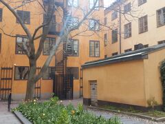 迷いに迷ってやってきた、フィンランド教会。

この奥に会いたかった彼が！！