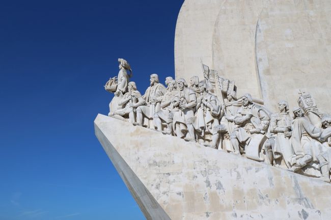 こちら側は有名人がそろっています。