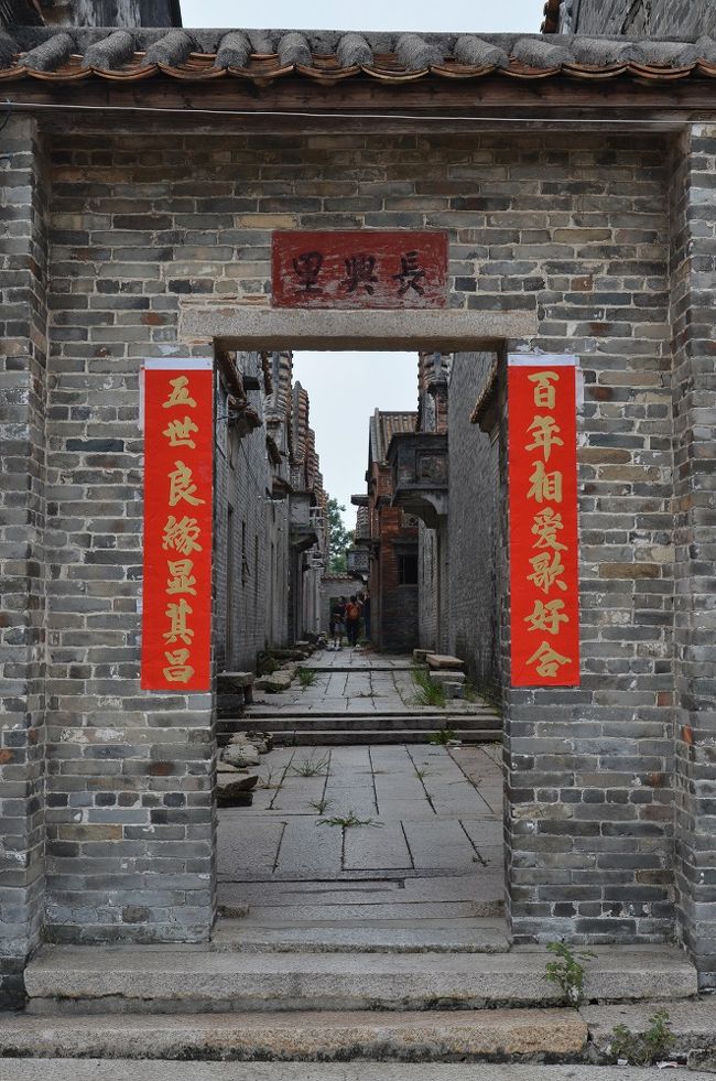 またここから路地に入る。