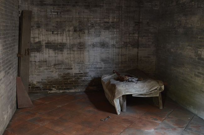 人が住んでいる気配が無い。