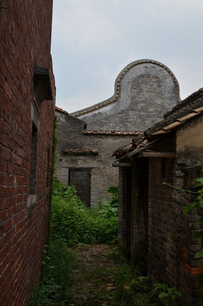 それにしても暑い。