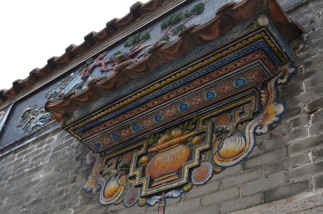 最近になって修復されたような感じである。