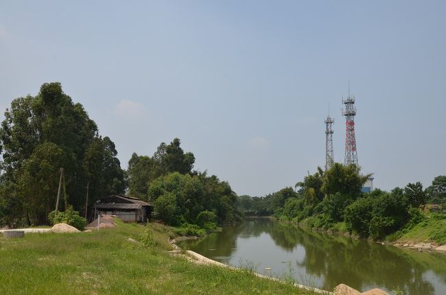 周辺には何も無い。バスに乗り三水へ。